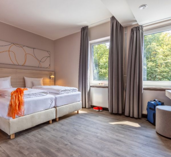 imgi_13_Serways-Hotel-Rhynern-Sued-23